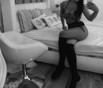 Foto publica di BrunetteDoll