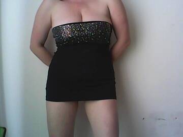 Nuovo vestitino...Qualcuno vuole sfilarlo?