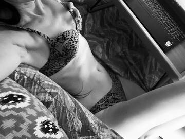 Public Photo of -Emmanuelle__