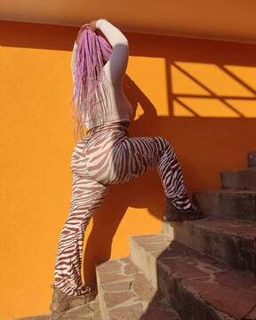 Public Photo of Leila57