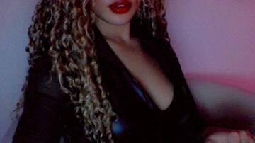 Foto pública de Hekate