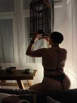 Foto pública de Deva_heels