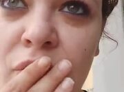 Lecco dita in strada